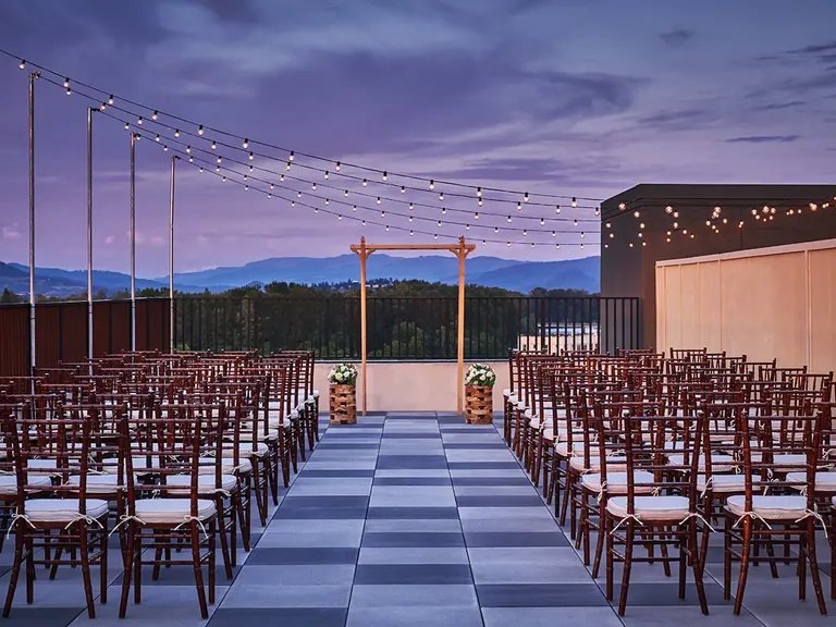 Graduate Eugene wedding venue in Eugene, Oregon