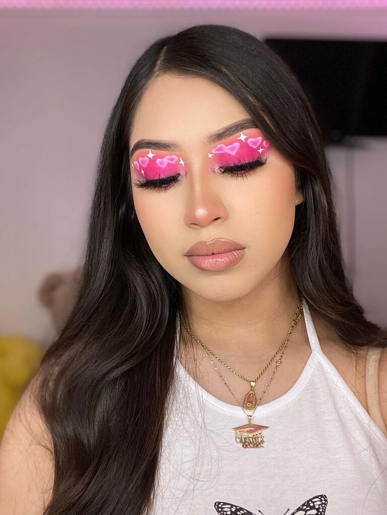 35 Valentine's Day Makeup Looks From Date Night to Galentine's