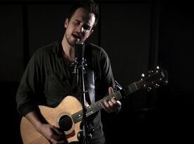 Daniel John Roberts – Virtual Events - Singer Guitarist - Washington, DC - Hero Gallery 2