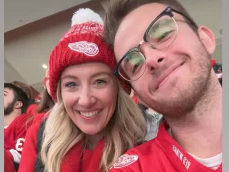 AJ and Taylor officially became "roommates" when AJ moved to Lansing to live with Taylor and be closer to Detroit for their new commitment to the Red Wings!