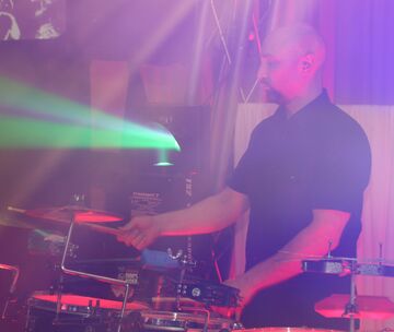 Robert V - Percussionist - Steel Drummer - Yonkers, NY - Hero Main