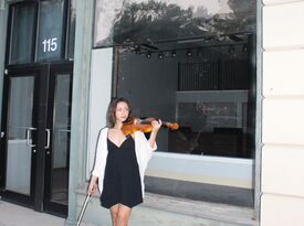 Her Violin - Violinist - Chicago, IL - Hero Gallery 2