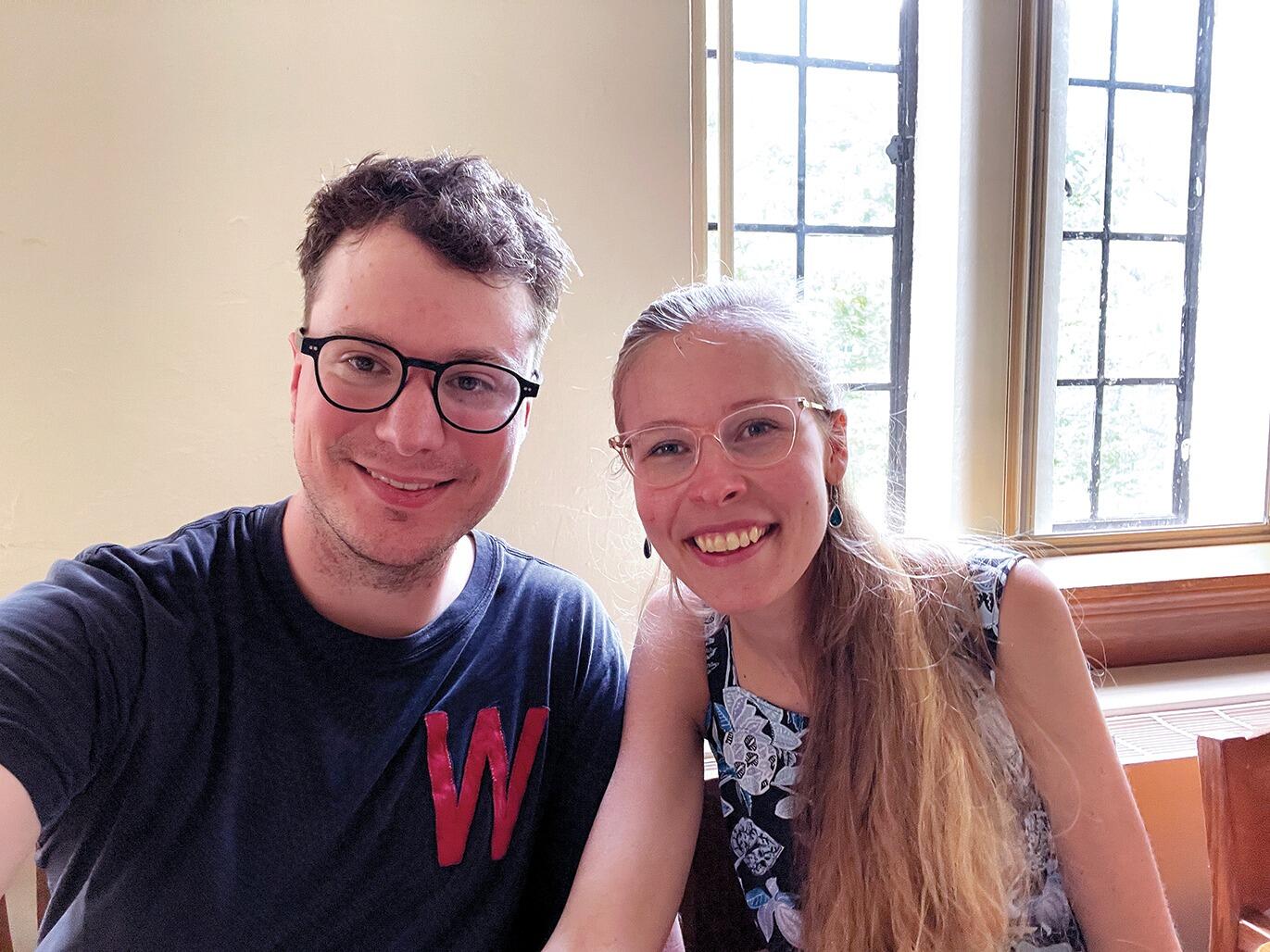 KENYON ROOTS. During Derek’s fifth-year Kenyon reunion, the couple visits a classroom in which they “almost had a class together.” They also shared the same piano teacher at Kenyon—but never met.