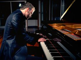 Corporate, Wedding & Event Pianist - REUEL  - Pianist - Las Vegas, NV - Hero Gallery 1