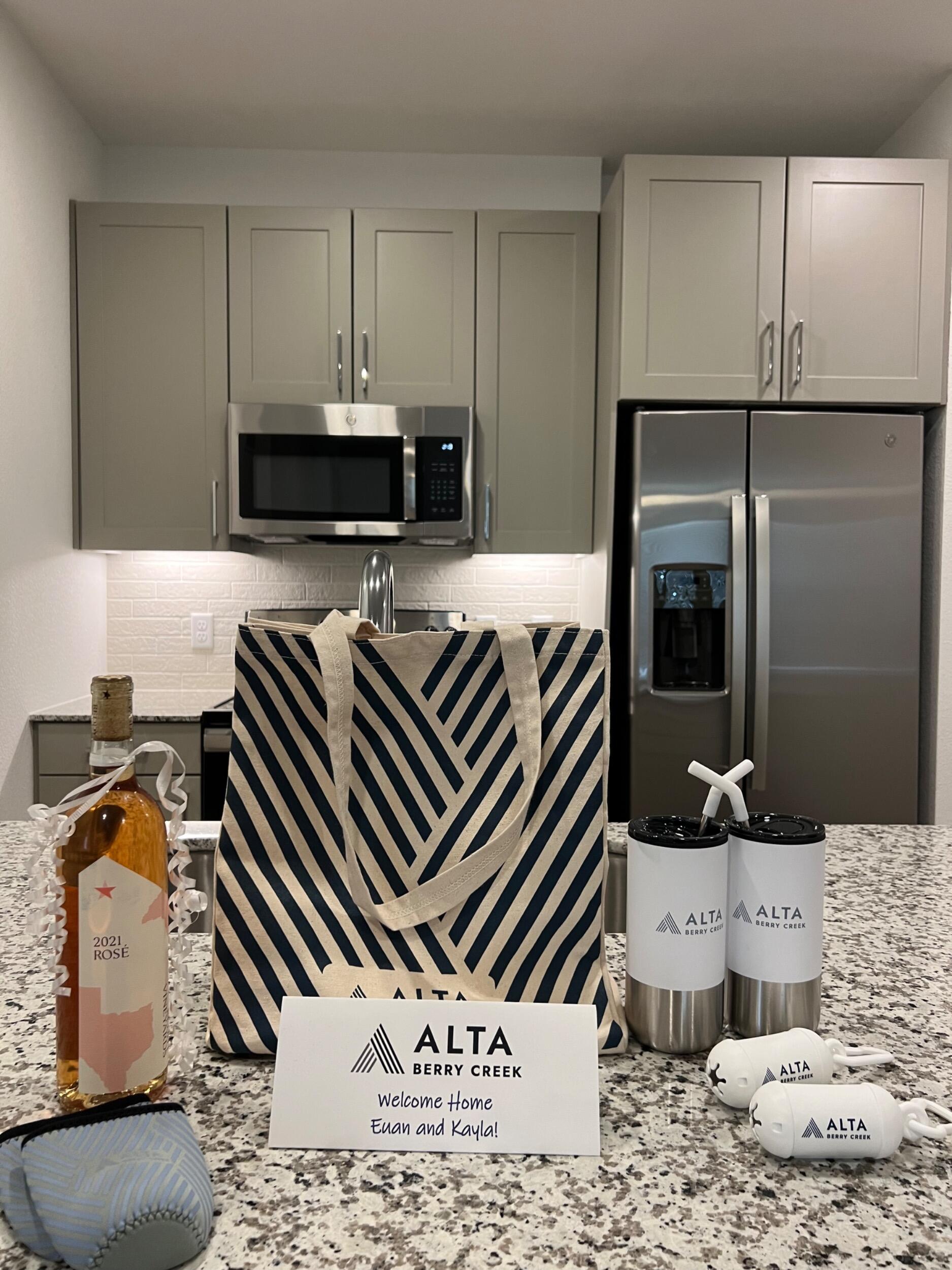 K&E moved into their first apartment in Georgetown, TX!