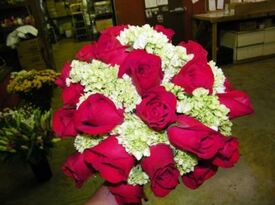 Ladybug's Flowers & Gifts - Florist - Tulsa, OK - Hero Gallery 2