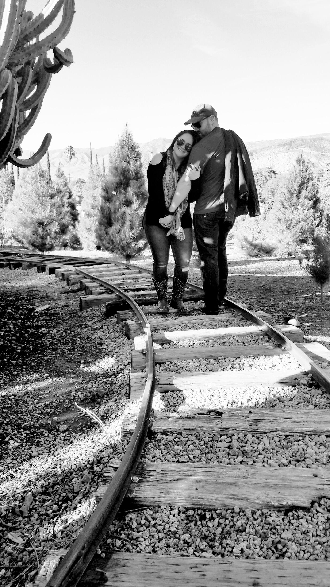 Thanks to Randynn for the little photoshoot while we were picking out our Christmas Tree with family.