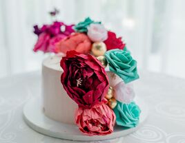 What to Write on a Bridal Shower Cake to Wow Your Bride-to-Be