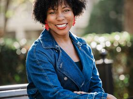 LaCenia Cheek- Auctioneer SC #4974 - Auctioneer - Fort Mill, SC - Hero Gallery 3