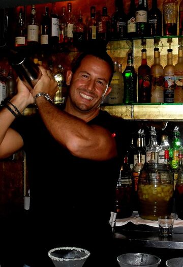 Paul Michaels' Mixology and Event Staffing - Bartender - Las Vegas, NV - Hero Main