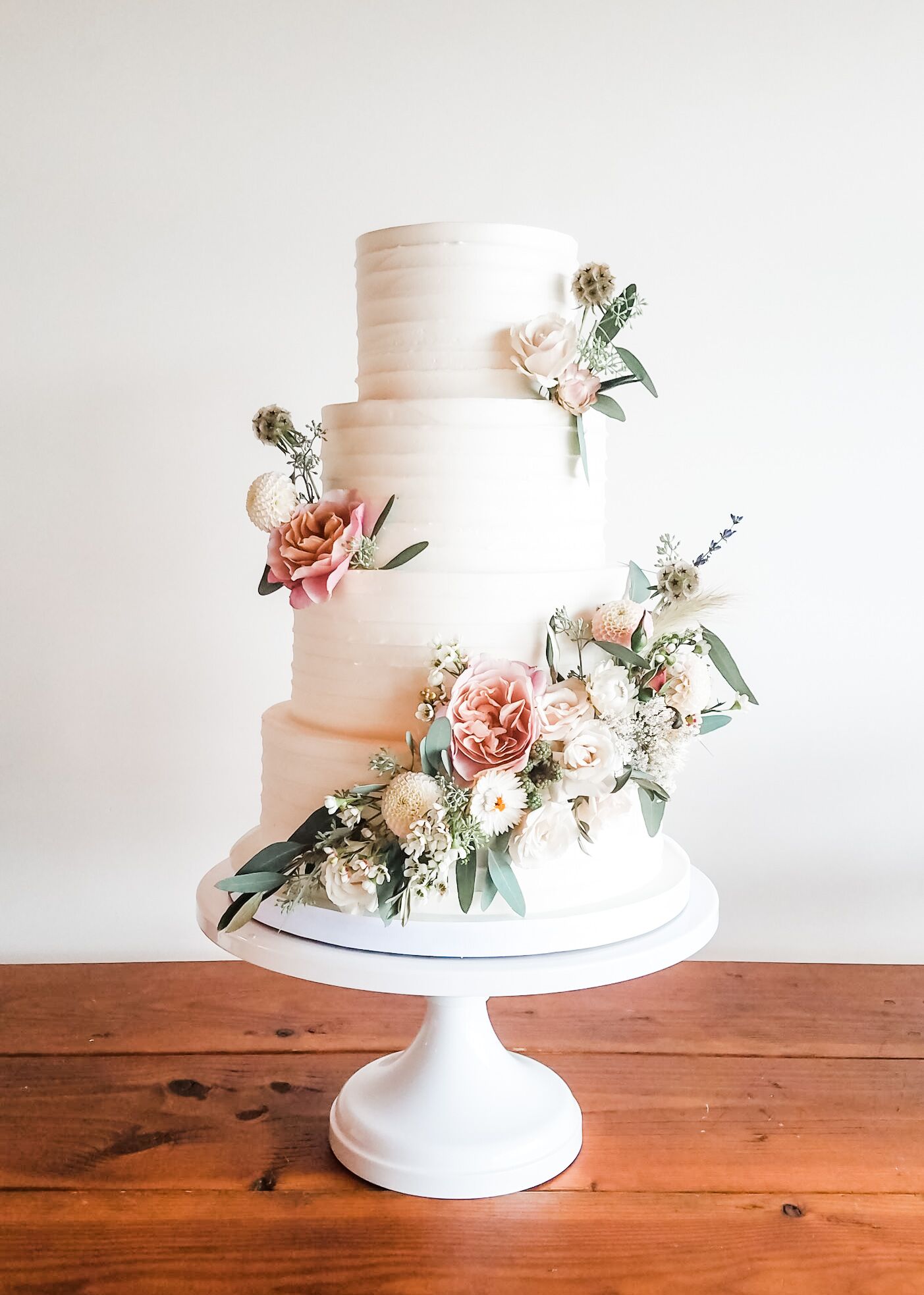 Lux Sucre Desserts | Wedding Cakes - Wilsonville, OR