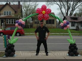 Amazing Balloon Entertainment & Decorations - Balloon Twister - Minneapolis, MN - Hero Gallery 3