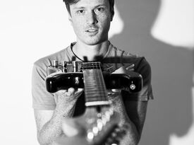 Joshua J Schmidt - Best of the Bash 2020-2023 - Acoustic Guitarist - Minneapolis, MN - Hero Gallery 4