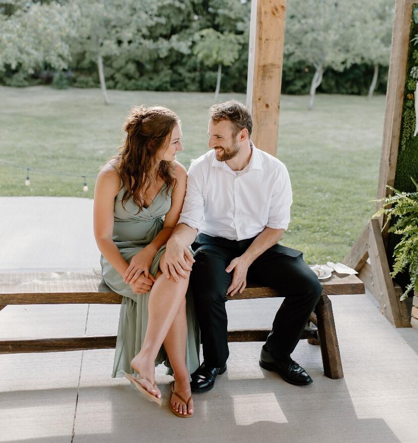 After COVID settled, Jake and Carley found themselves back at the same gym. Carley was working at a car dealership at the time. Jake conveniently got into a car accident and just had to text Carley. 