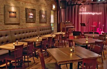 Uncommon Ground (EdgeWater) - Music Room - Restaurant - Chicago, IL - Hero Main