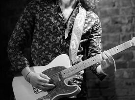 Nate De Brine - Acoustic Guitarist - Tarrytown, NY - Hero Gallery 1