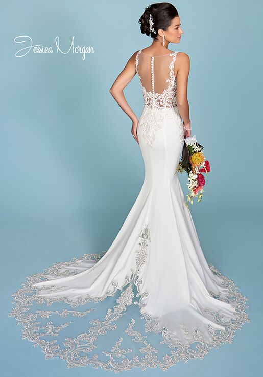 Three Things To Love About Crepe Wedding Dresses - Darianna Bridal & Tuxedo