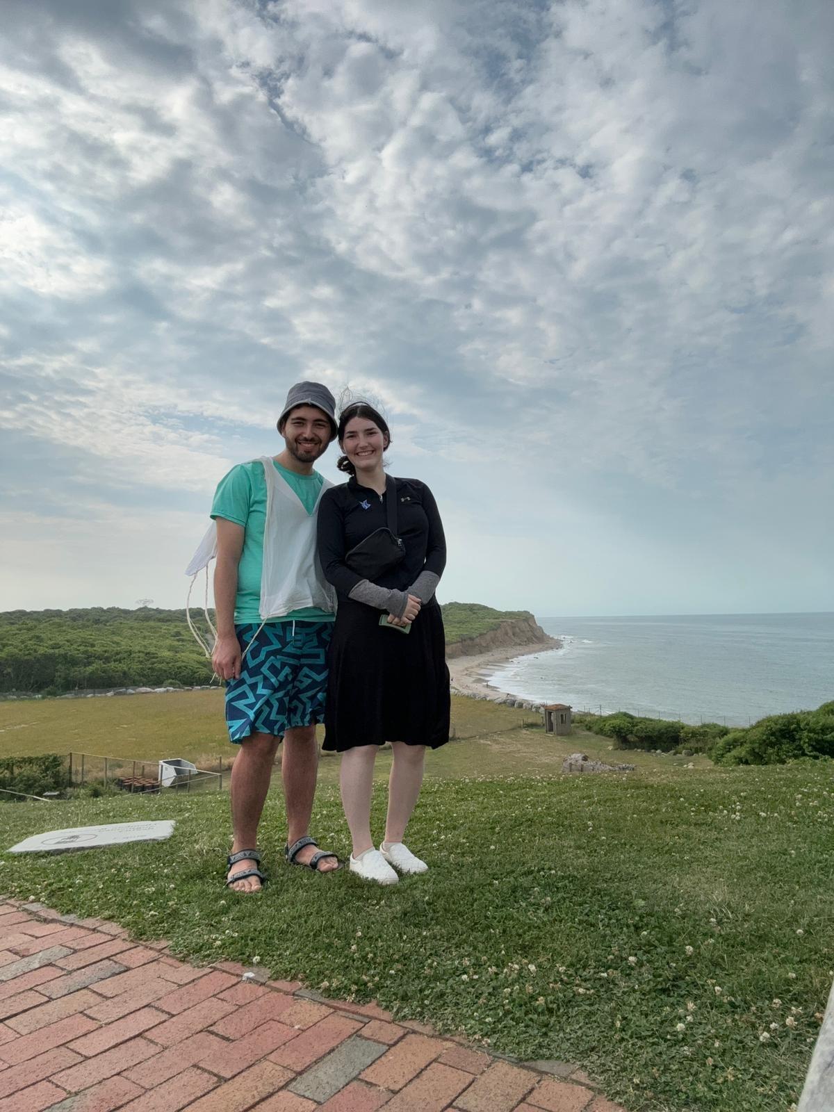 Talya & Scott continue to date for several months and take a day trip to Montauk.