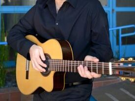 Daniel Vera - Acoustic Guitarist - Los Angeles, CA - Hero Gallery 4