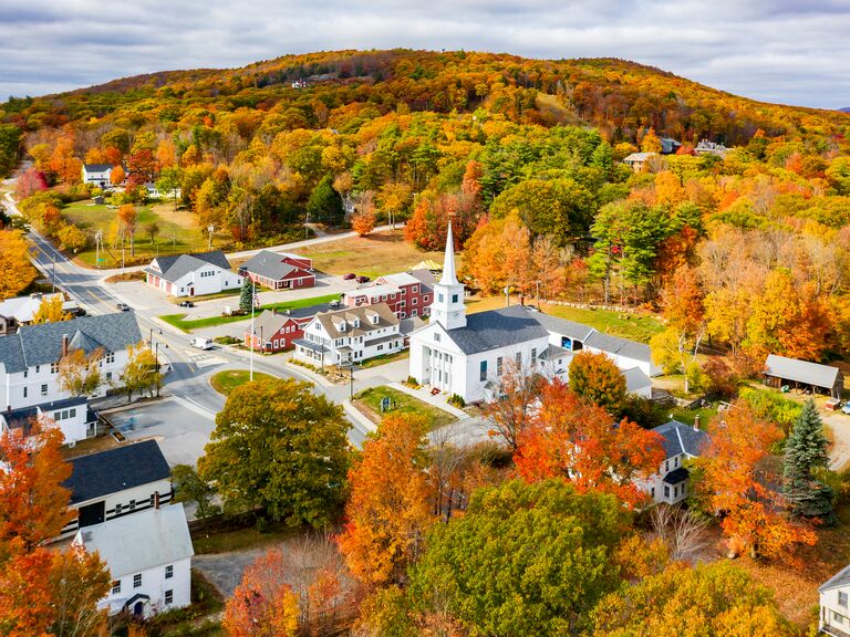 New England in the fall, Leaf peeping New England
