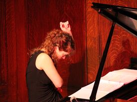 Johanna Ballou - Classical Pianist - Saint Louis, MO - Hero Gallery 4