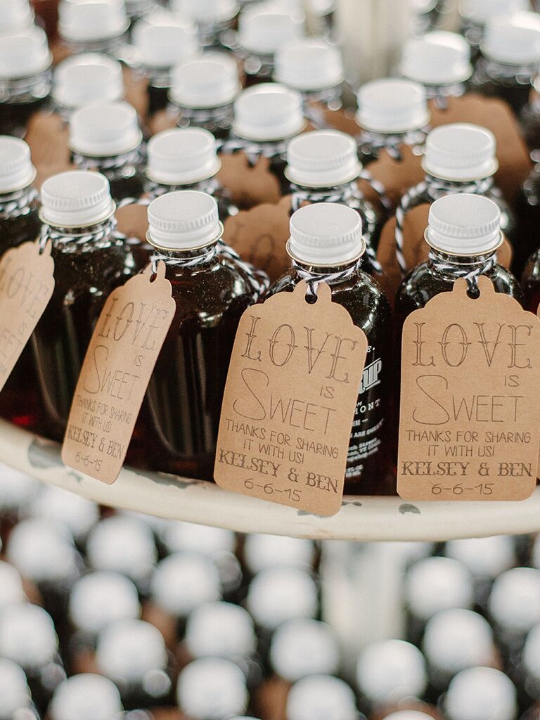 Best Wedding Favor Ideas for Each Season