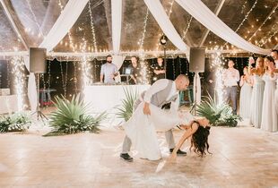 dj facade – Kiss Me Dj – Key West Wedding DJ