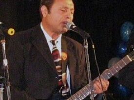 Guitarist Singer Joe Levio (Yosi) - Singer Guitarist - Los Angeles, CA - Hero Gallery 1