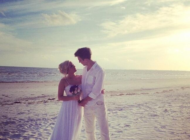 lara's bridals & formals
