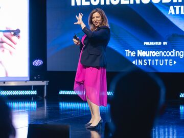 Dominika Staniewicz, Your Brain Coach D - Motivational Speaker - Houston, TX - Hero Main