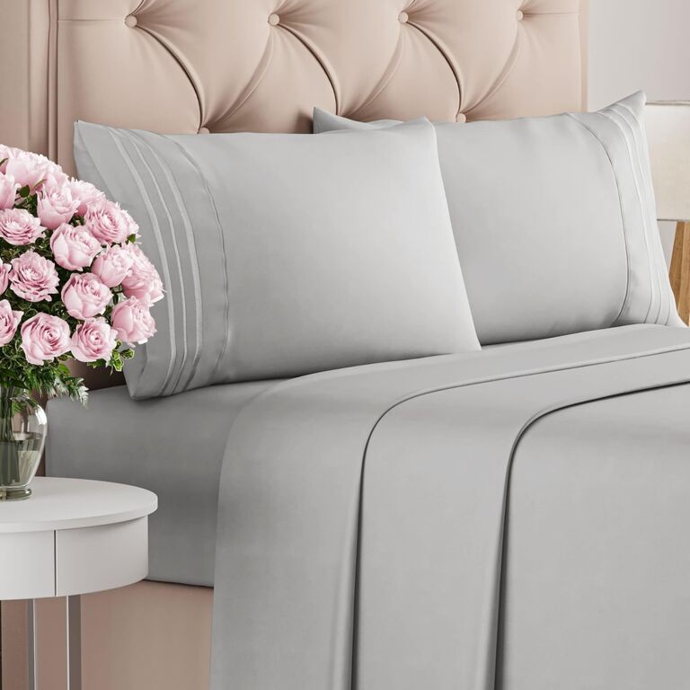 Comfy bed sheet gift