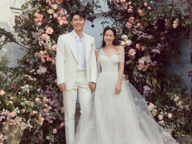 Son Ye-jin wearing Vera Wang wedding dress