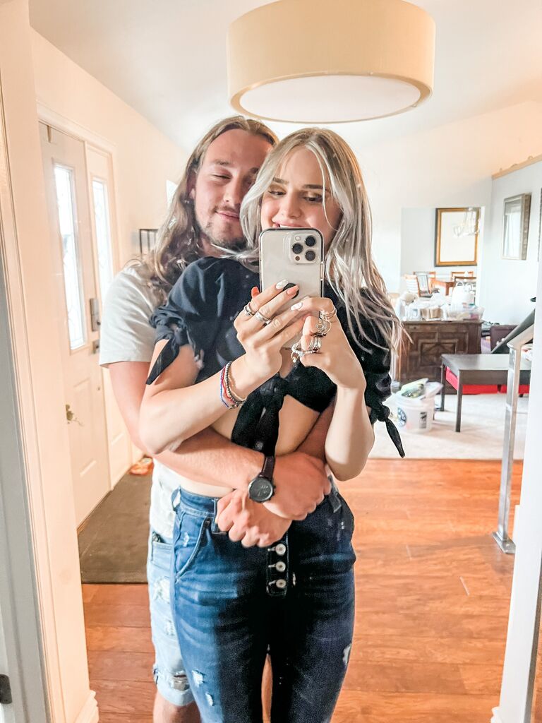 Matt visits Emma & they both spend the weekend feeling super sick with some kind of bug