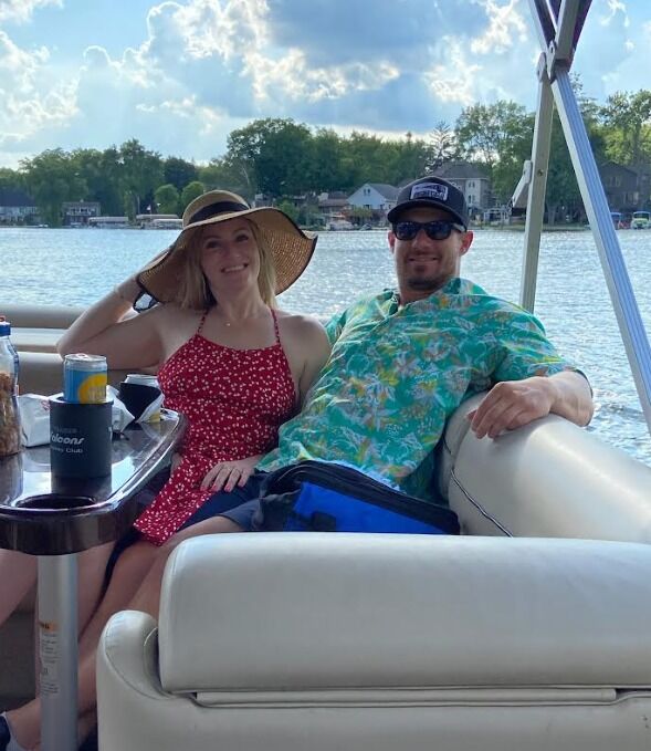 This picture captures Kelly's first time meeting Luke's family in Michigan!