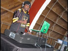 DJ Tank - DJ - Austin, TX - Hero Gallery 4