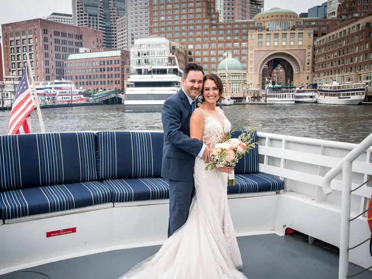 City Cruises fall wedding venue in Boston, Massachusetts