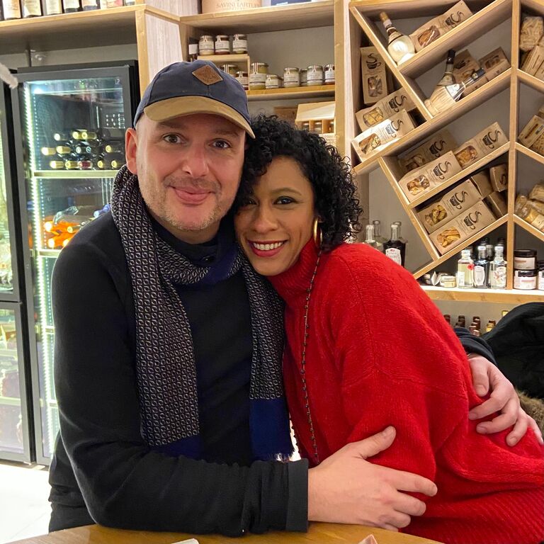 First picture together as a couple, where it all began in Santa Croce, Florence. ~ Η πρώτη μας φωτογραφία σαν ζευγάρι, στο μέρος  όπου όλα ξεκίνησαν, στην πλατεία της «Santa Croce», στο κέντρο της Φλωρεντίας.