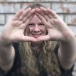 Hypnotist Kendall Moon, profile image