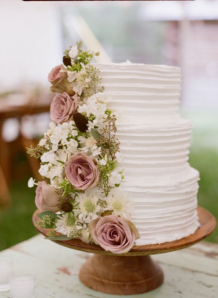 White Scabiosa Seeded Eucalyptus Decorated Buttercream Cake