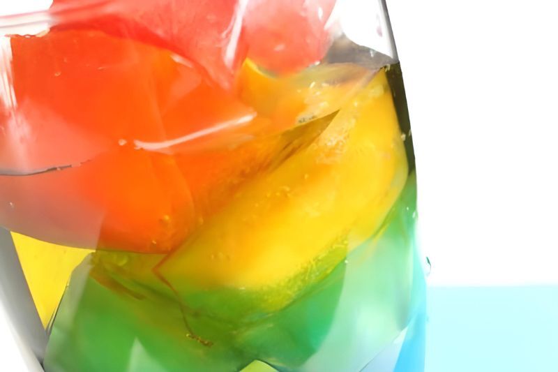 kid-friendly St. Patrick's Day party ideas - rainbow water