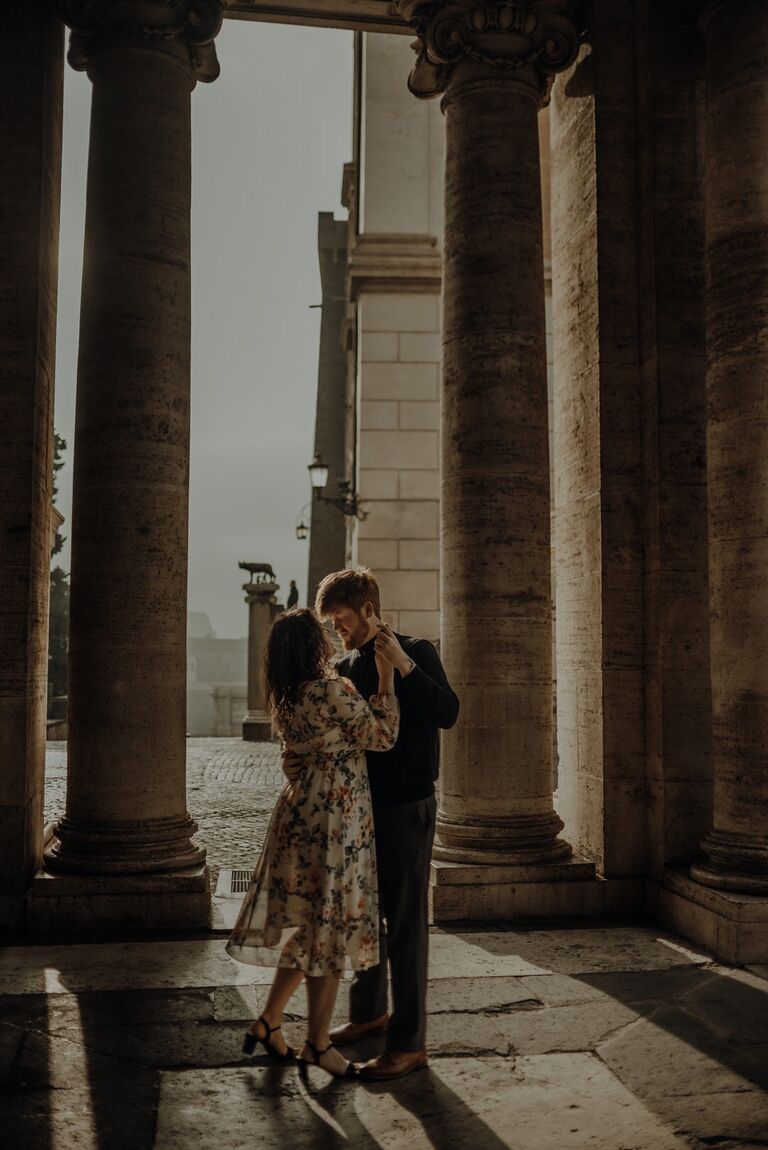 Engagement photos by the Roman Forum with Rita (AmorVincitOmnia)
