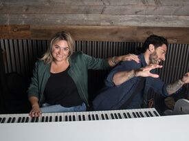 Lark and Wes: Male-Female Duo Dueling Pianos - Dueling Pianist - San Diego, CA - Hero Gallery 2