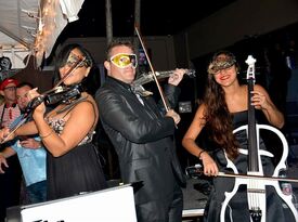 Vibrant Harmony Entertainment - Violinist - Fort Lauderdale, FL - Hero Gallery 1