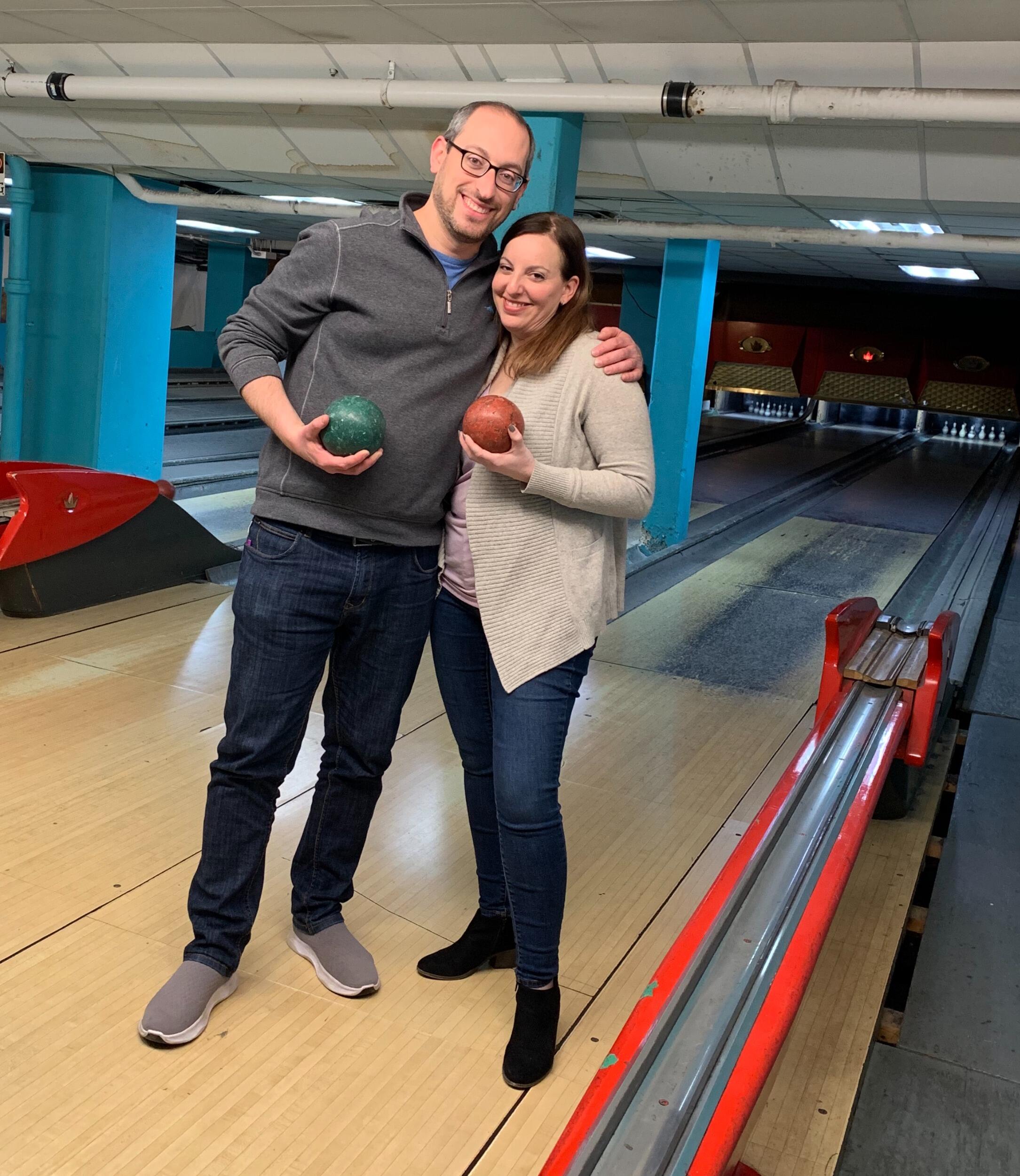 Michael's first Thanksgiving weekend in Carmel complete with a tour of 129 roundabouts, a Pacers Game and some friendly competition on the Duck Pin Bowling lanes.