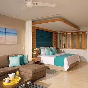 Gallery Photo 10