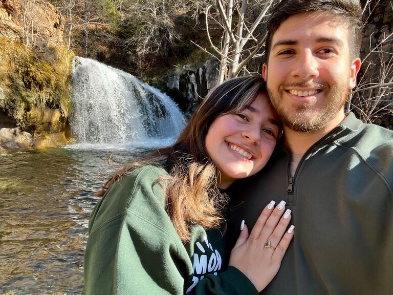 Joshua and Ariel begin to make their relationship and bond public with an intimate “proposal”. 