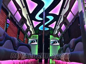 Royal Luxury Limo - Event Limo - New York City, NY - Hero Gallery 3