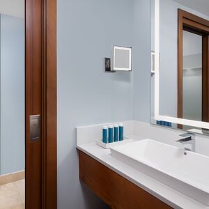 Gallery Photo 18