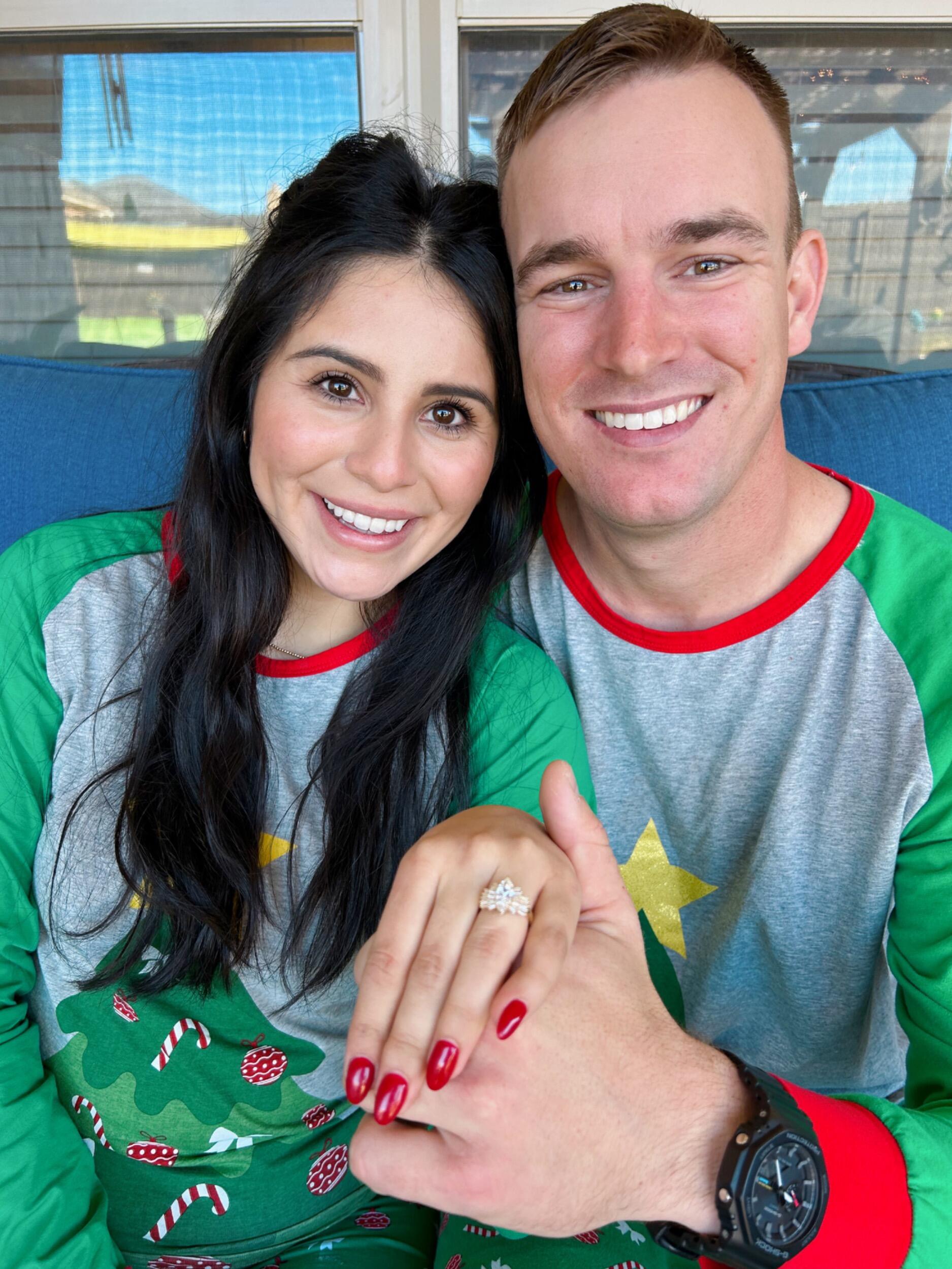 The best Christmas present! Wyatt proposed to Gabby on Christmas Day in-front of her family & the Christmas tree. 