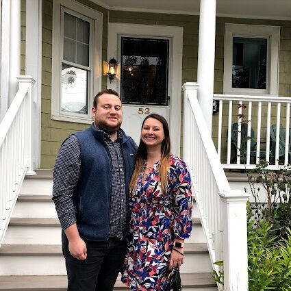Amanda and Luke moved in together in their apartment in Brighton, where they still live to this day!